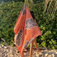 Load image into Gallery viewer, Hau ʻAlohi Pareo