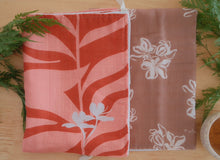 Load image into Gallery viewer, Ginger Rust Everyday Towel
