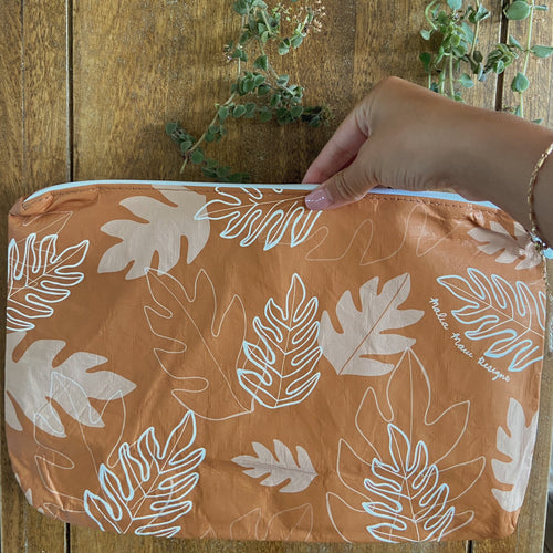 'Ulu blush pouch, water resistant, design inspired by Hawai'i